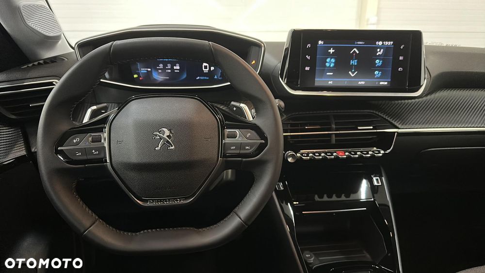Peugeot 208 1.2 PureTech Allure S&S EAT8 - 13
