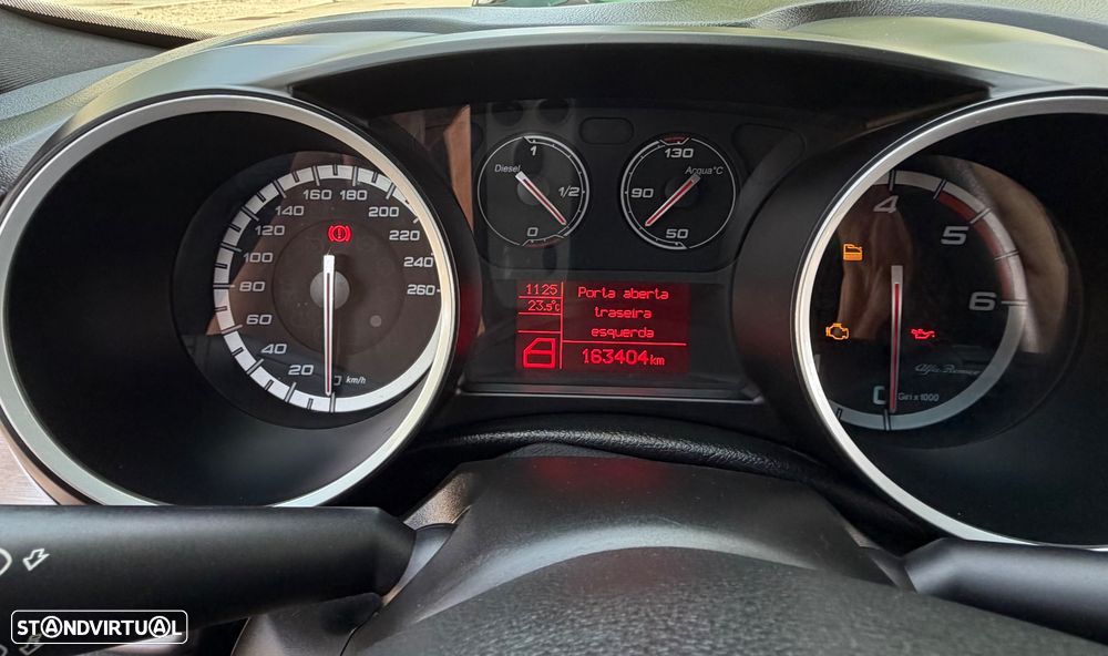 Alfa Romeo Giulietta 1.6 JTDM Exclusive - 9