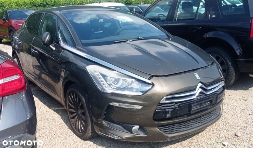 Citroën DS5 2.0 HDi Pure Pearl - 2