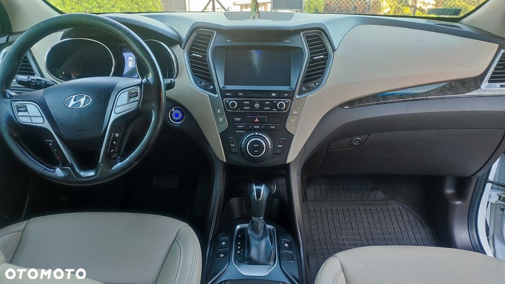 Hyundai Santa Fe - 3