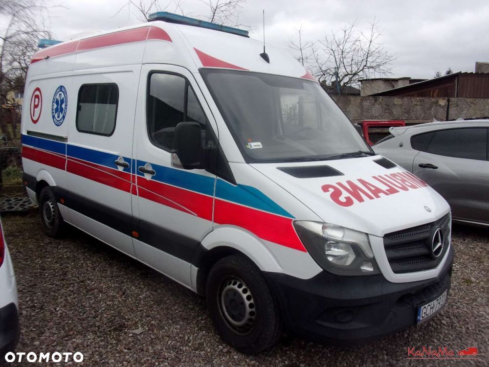 Mercedes-Benz Sprinter - 13