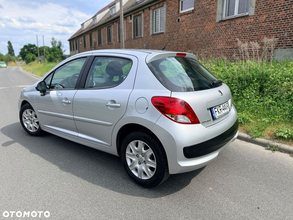 Peugeot 207 - 5