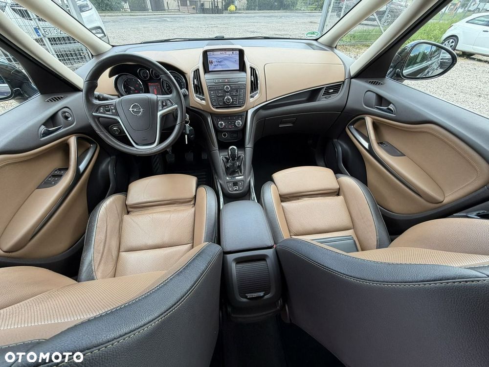 Opel Zafira - 8