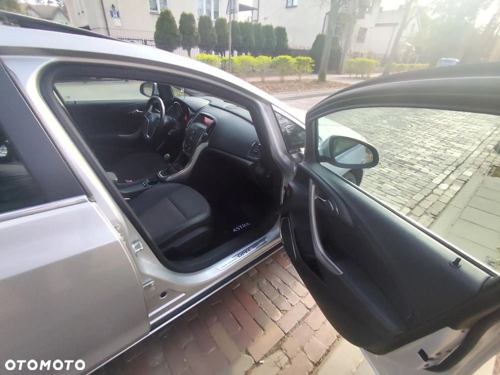 Opel Astra 1.4 T Cosmo S&S - 16