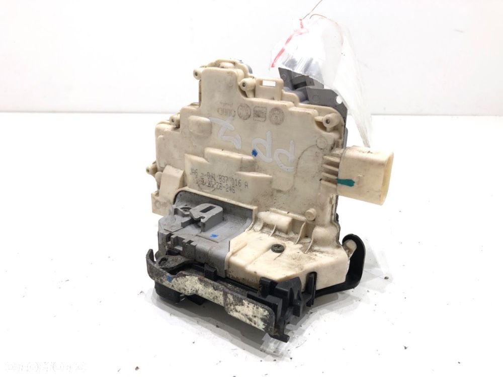 ZAMEK DRZWI PRAWY PRZÓD - 173.00 PLN - AUDI A4 B8 Avant (8K5) 2007 - 2015 2.0 TDI 105 kW [143 KM] - 1