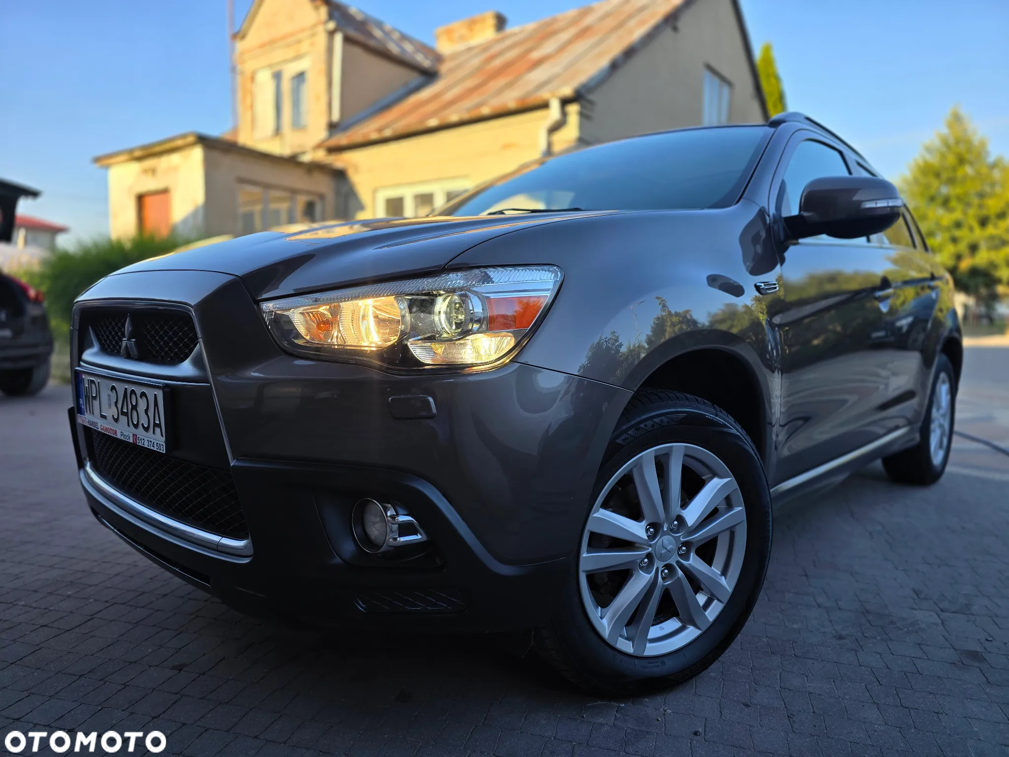 Mitsubishi ASX - 4