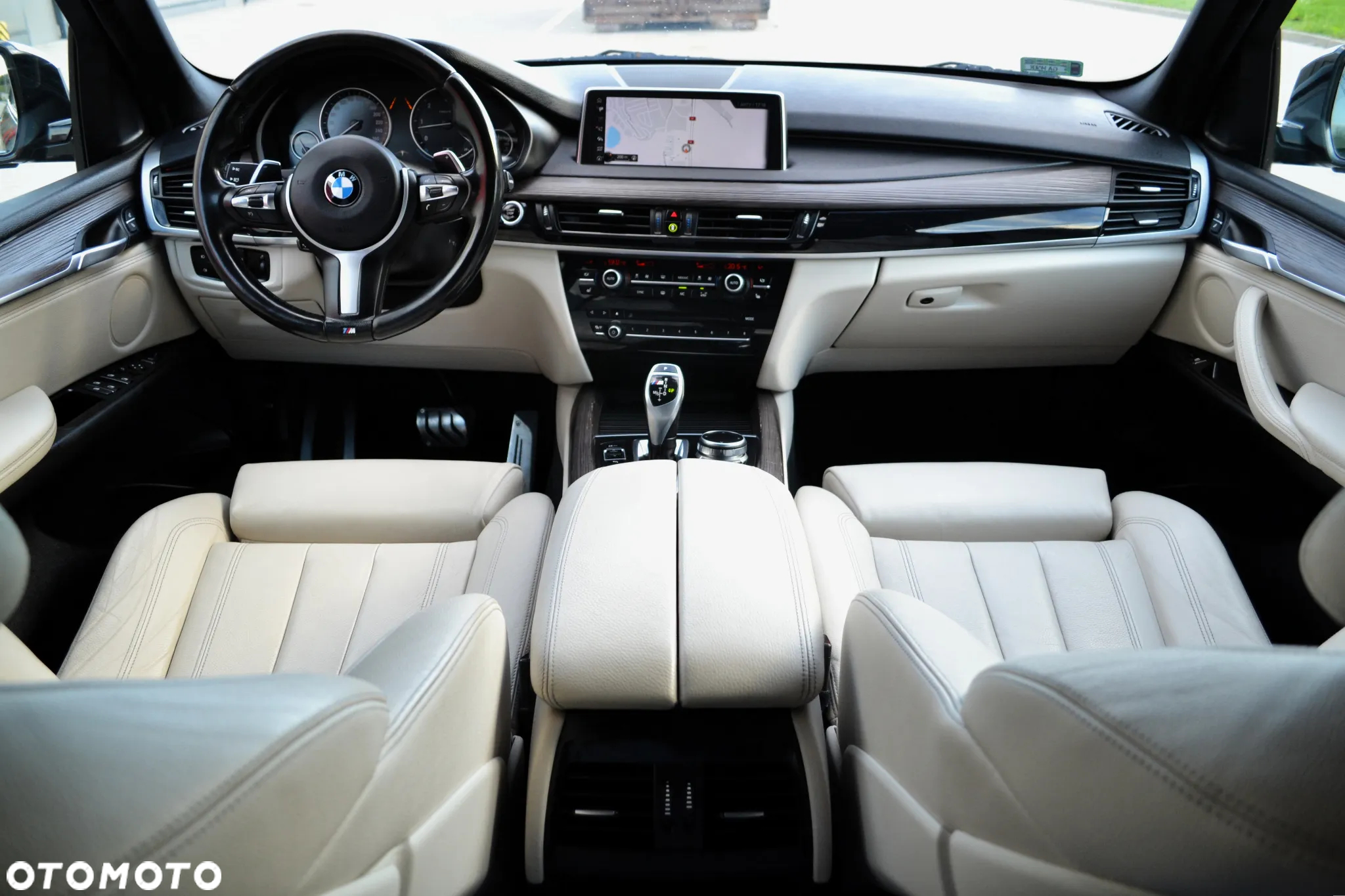 BMW X5 M M50d - 8