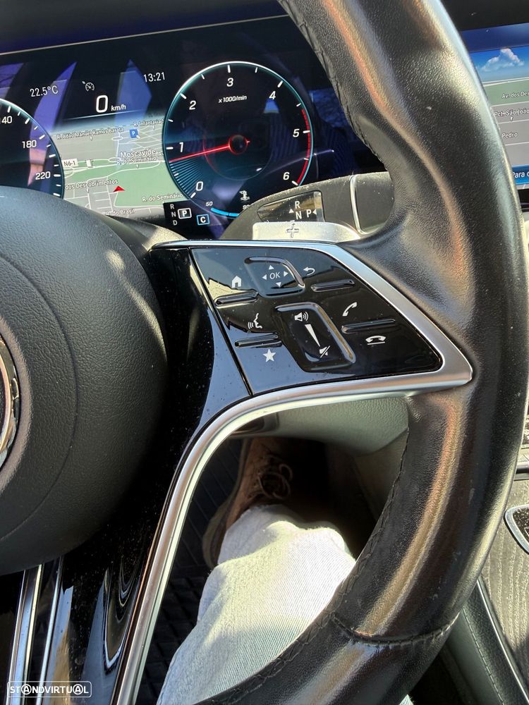 Mercedes-Benz E 220 d Exclusive Line - 12