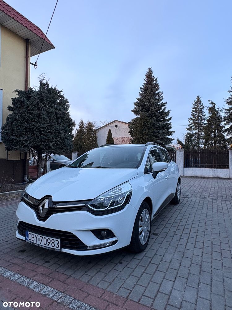 Renault Clio - 1