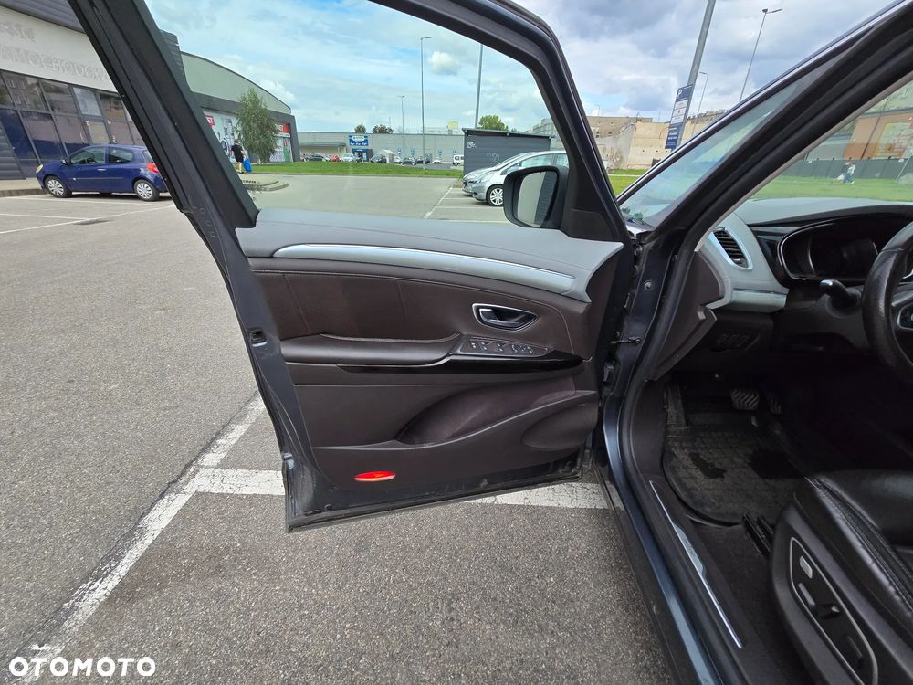 Renault Espace 1.6 dCi Energy Initiale Paris EDC 7os - 14