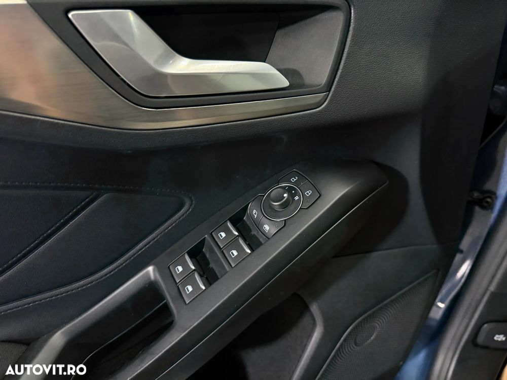 Ford Focus 1.0 EcoBoost MHEV Titanium - 22