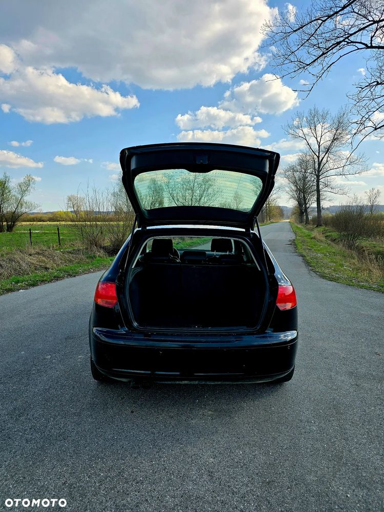 Audi A3 Sportback 1.9 TDI DPF Ambiente - 11