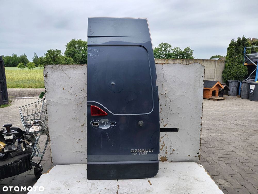 DRZWI SKRZYDEŁKOWE PRAWY TYŁ USZKODZONE RENAULT MASTER 3 III TED47 - 16