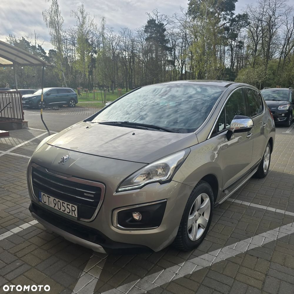 Peugeot 3008 2.0 HDi HYbrid4 - 11