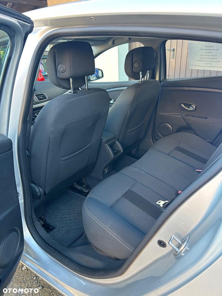 Renault Megane - 10