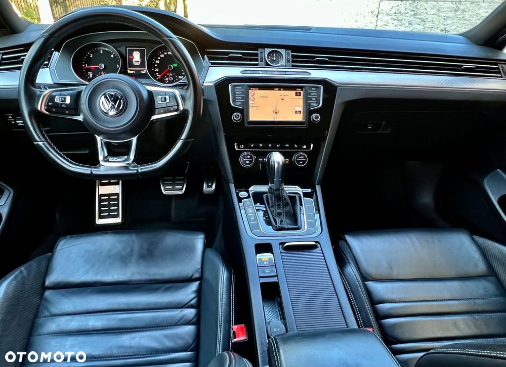 Volkswagen Passat Variant 2.0 TDI SCR 4Motion DSG Highline - 4