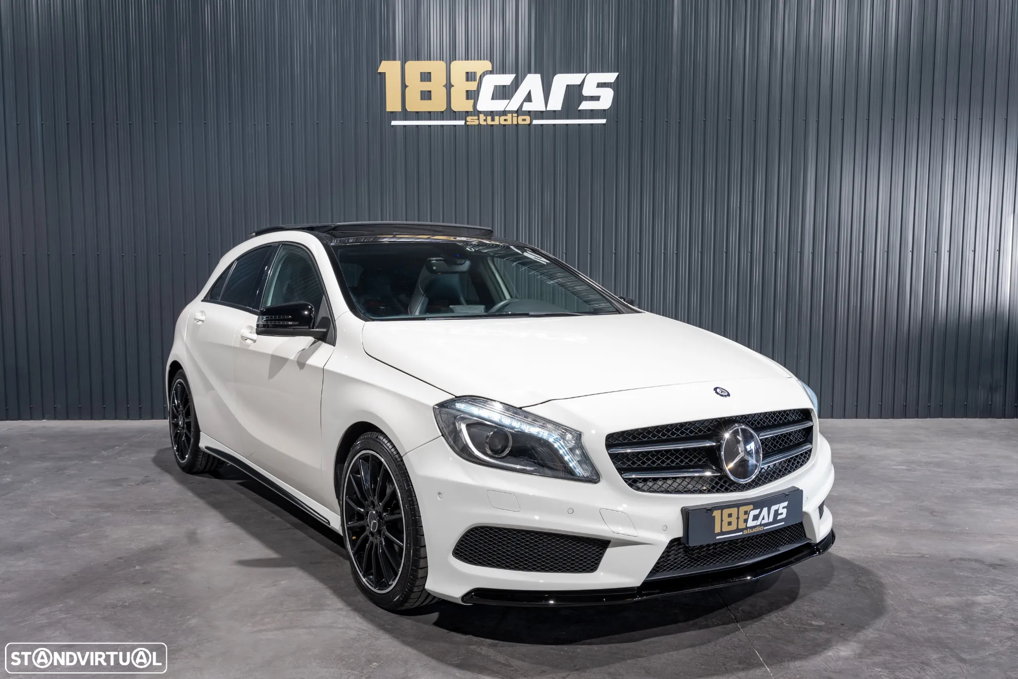 Mercedes-Benz A 180 7G-DCT AMG Line - 3