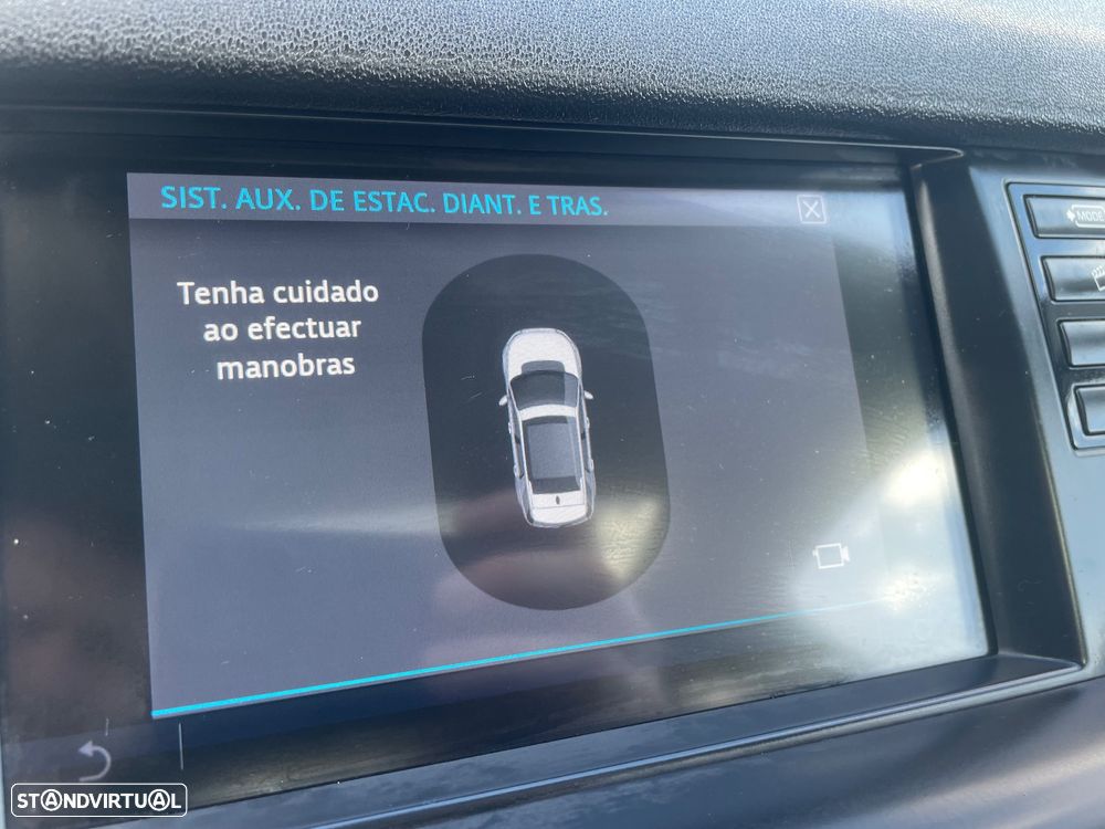 Land Rover Discovery Sport 2.0 eD4 HSE Luxury - 31