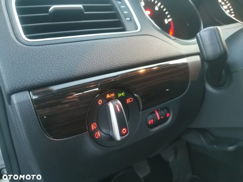 Volkswagen Jetta 2.0 TDI BlueMotion Technologie - 17