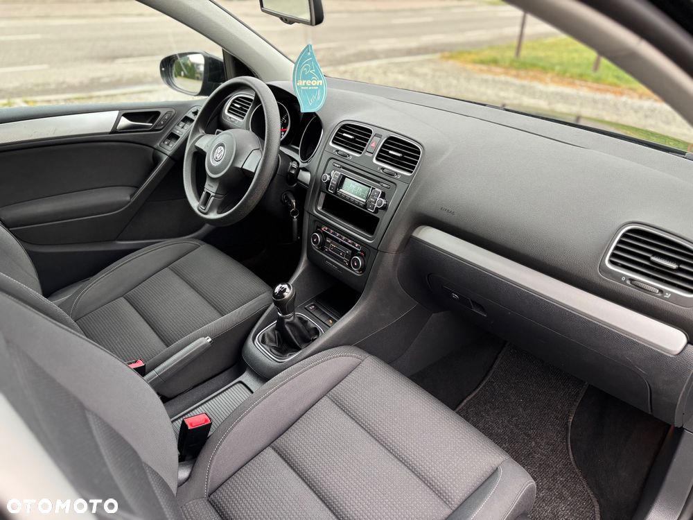 Volkswagen Golf - 12