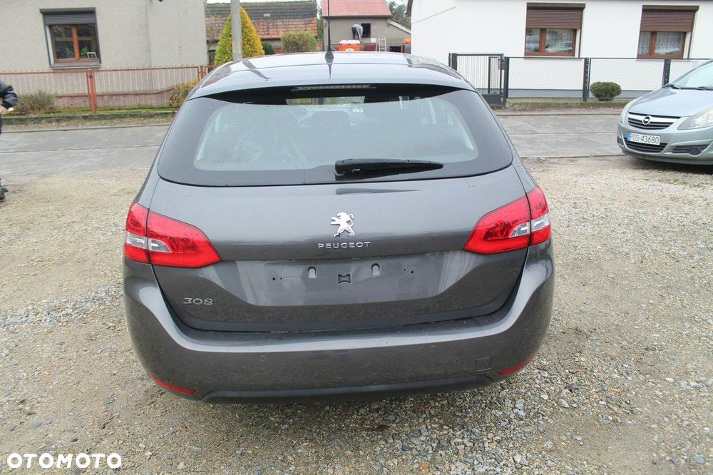 Peugeot 308 - 6