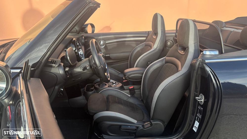 MINI Cabrio JCW - 6