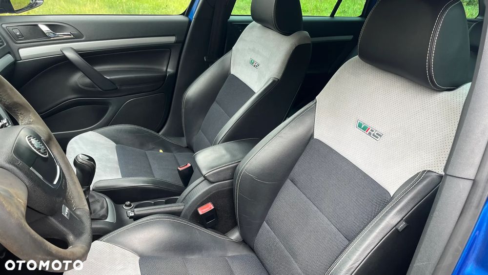 Skoda Octavia 2.0 TDI CR DPF RS - 13