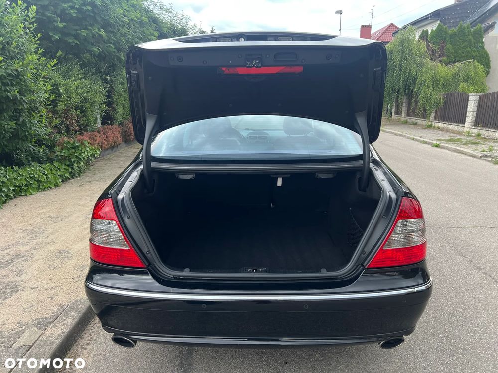 Mercedes-Benz Klasa E - 34