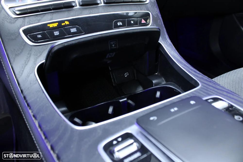 Mercedes-Benz E 300 de AMG Line 4Matic - 26