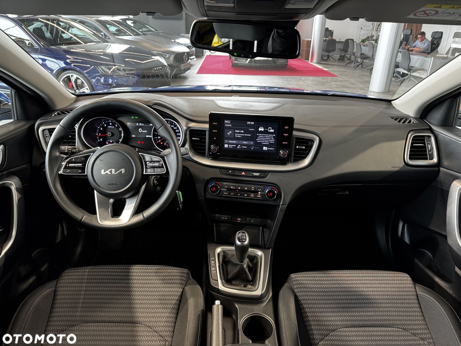 Kia XCeed - 19