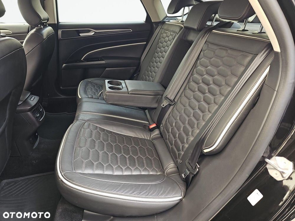 Ford Mondeo 2.0 EcoBlue Vignale - 26