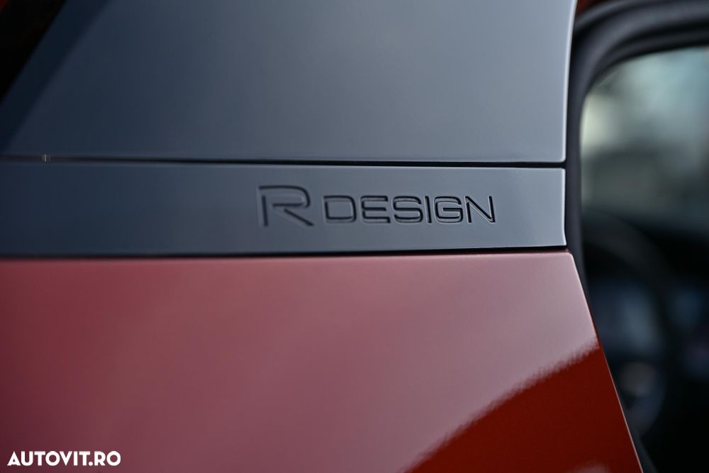 Volvo XC 40 D4 AWD Geartronic R-Design - 25