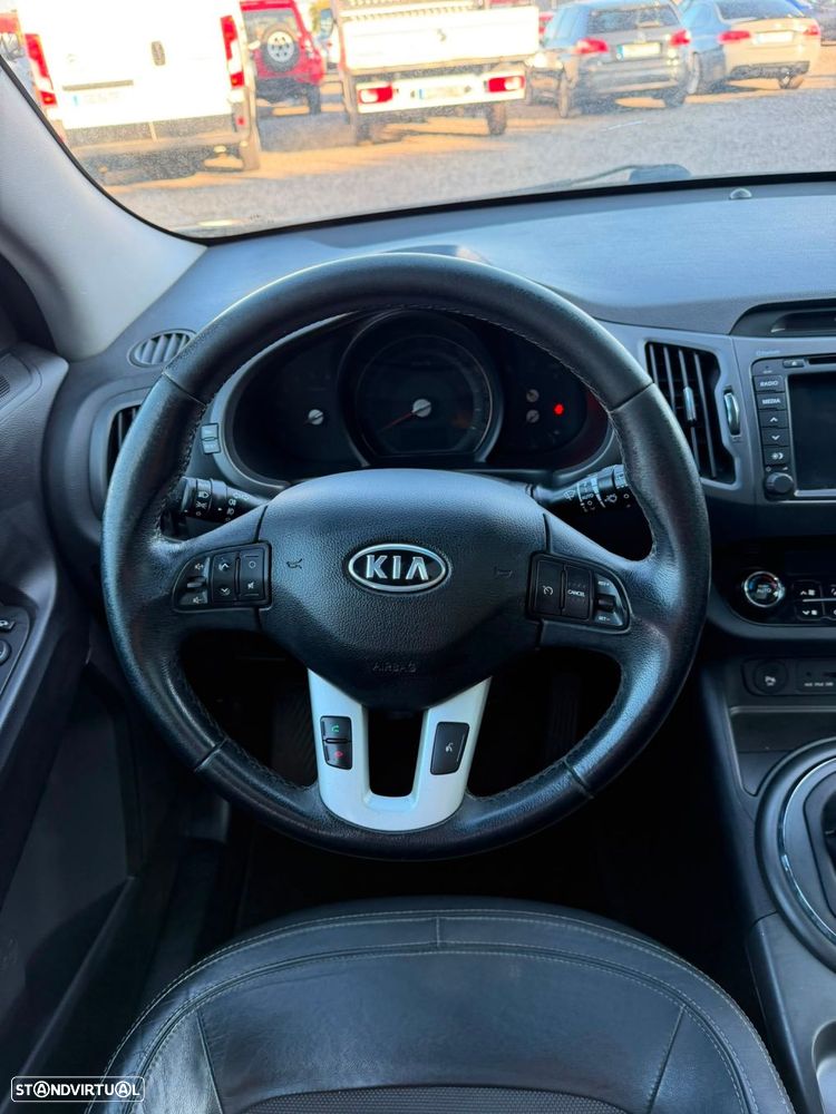 Kia Sportage 1.7 CRDI ISG LX - 28