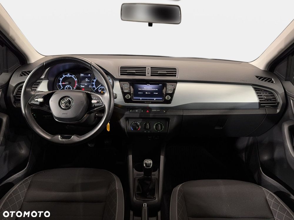 Skoda Fabia - 13