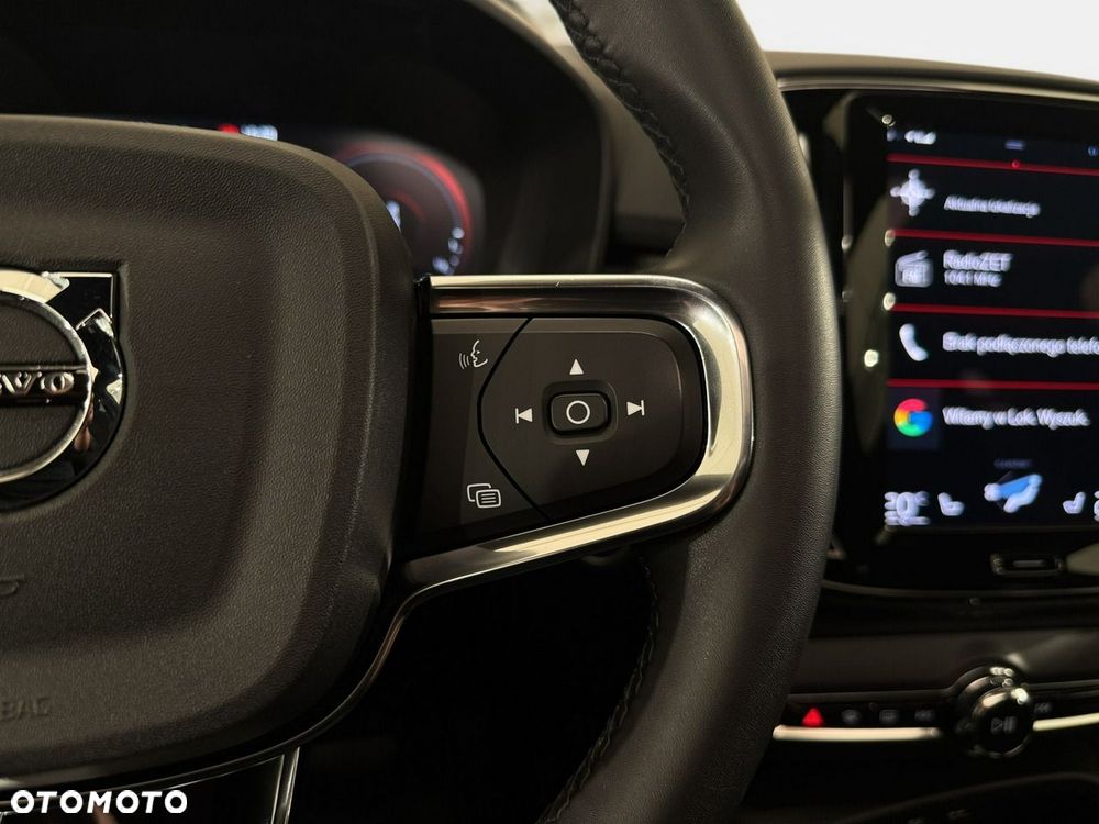 Volvo XC 40 - 22