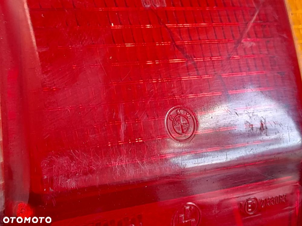Klosz lampy prawy tył BMW E12 Seria 5 BMW OE 21330R3 - 4
