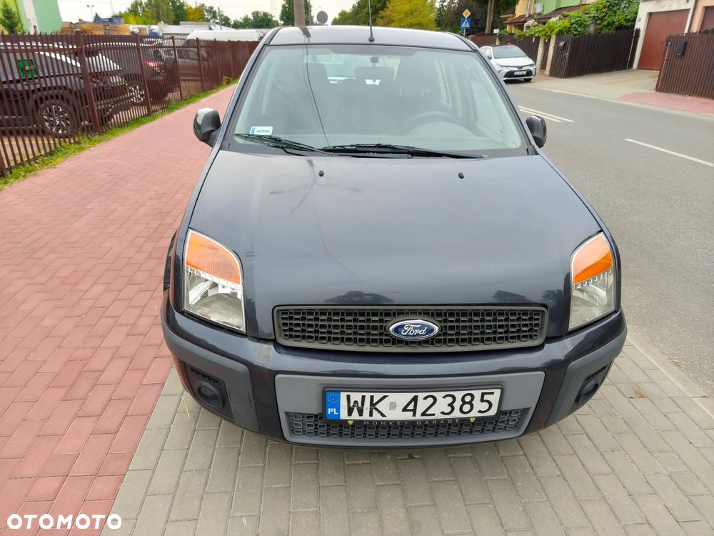 Ford Fusion 1.4 Ambiente - 11