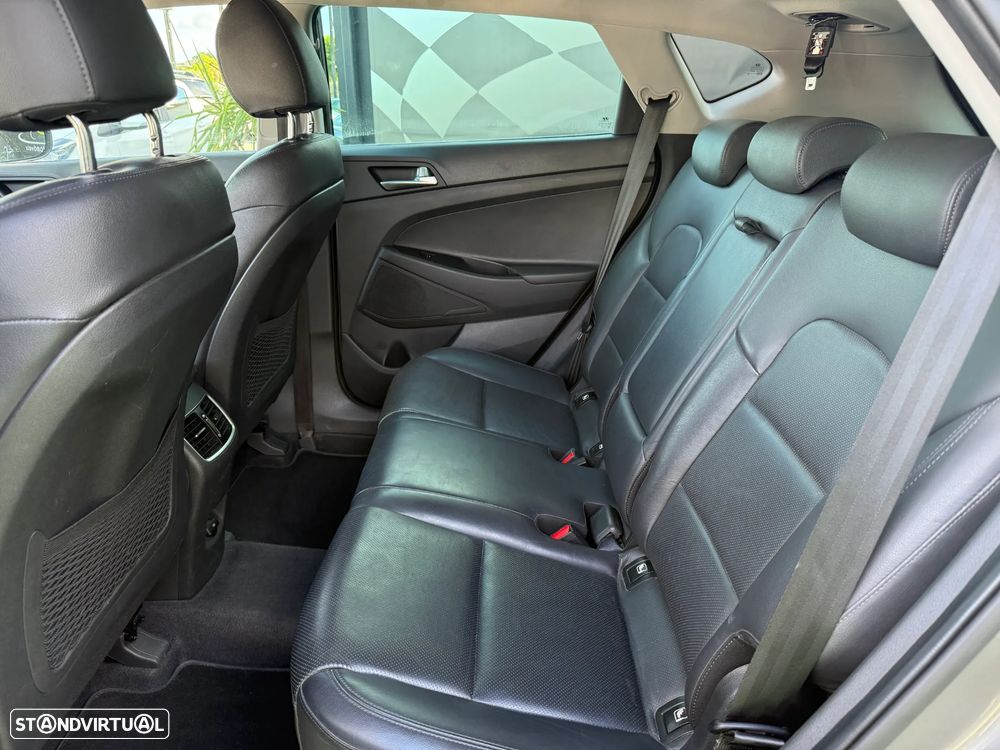 Hyundai Tucson 1.6 CRDi Premium - 22