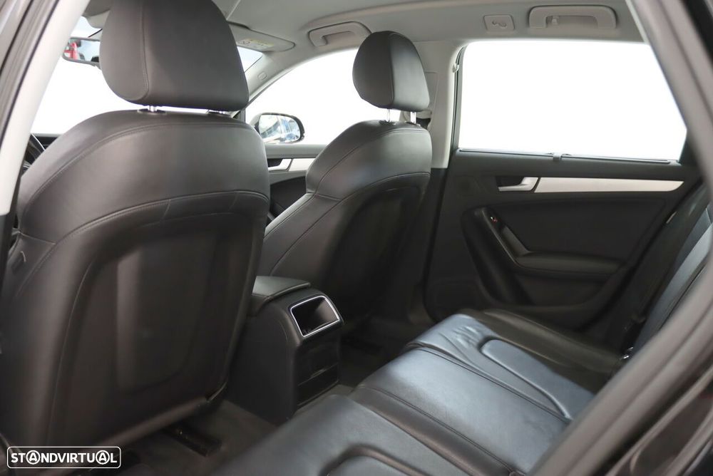 Audi A4 Avant 2.0 TDI Business Line Advance - 8