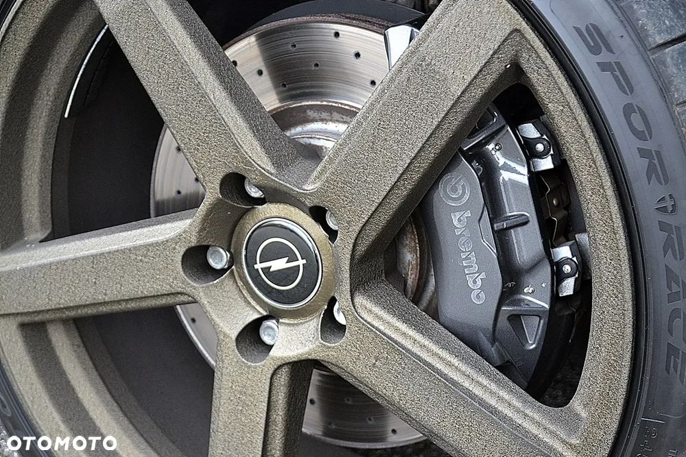 Opel Insignia 2.0 BiTurbo 4x4 GSI - 37