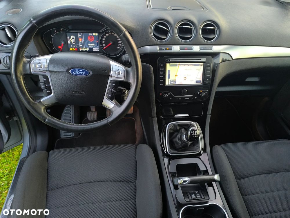 Ford S-Max 2.0 TDCi DPF Titanium - 9