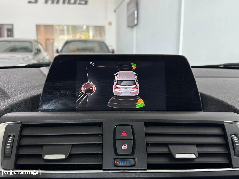 BMW 118 i Pack M - 38
