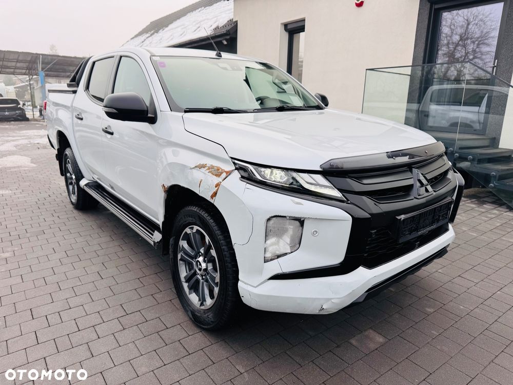 Mitsubishi L200 Pick Up 4x4 S&S Autm Double Cab Top - 6