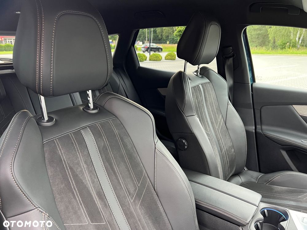 Peugeot 3008 1.5 BlueHDi GT Pack S&S EAT8 - 31