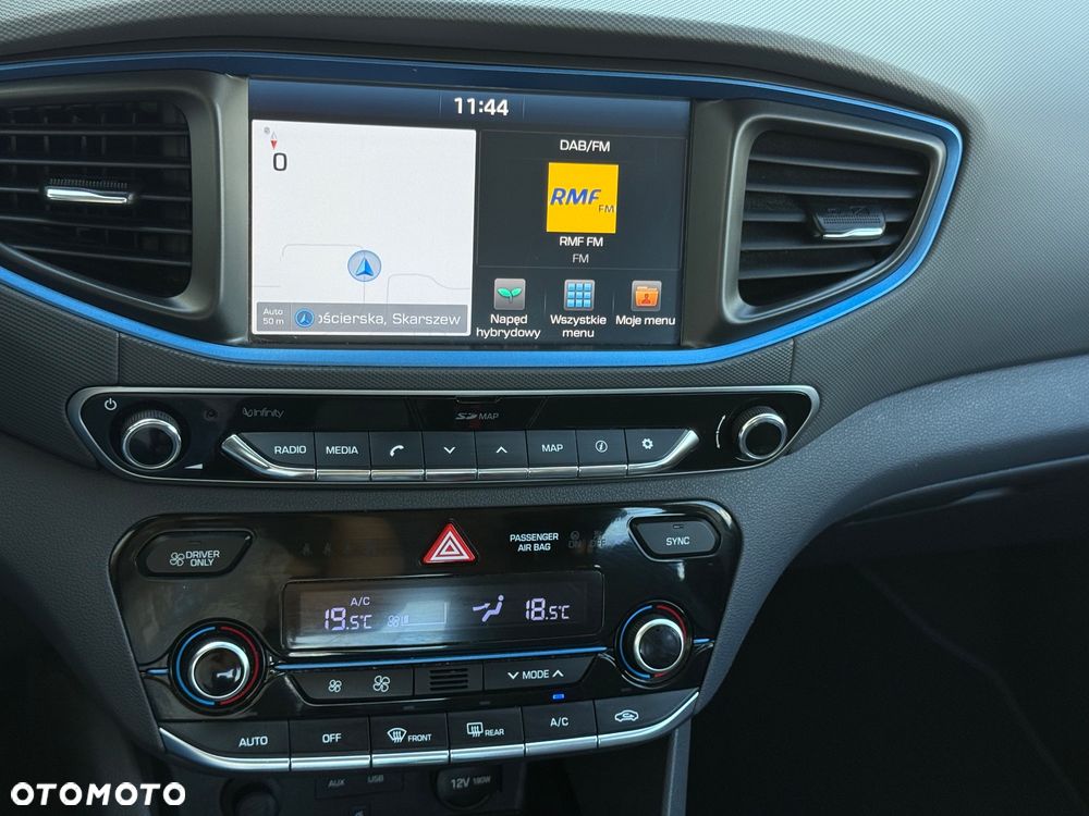 Hyundai IONIQ 1.6 GDI Style - 29