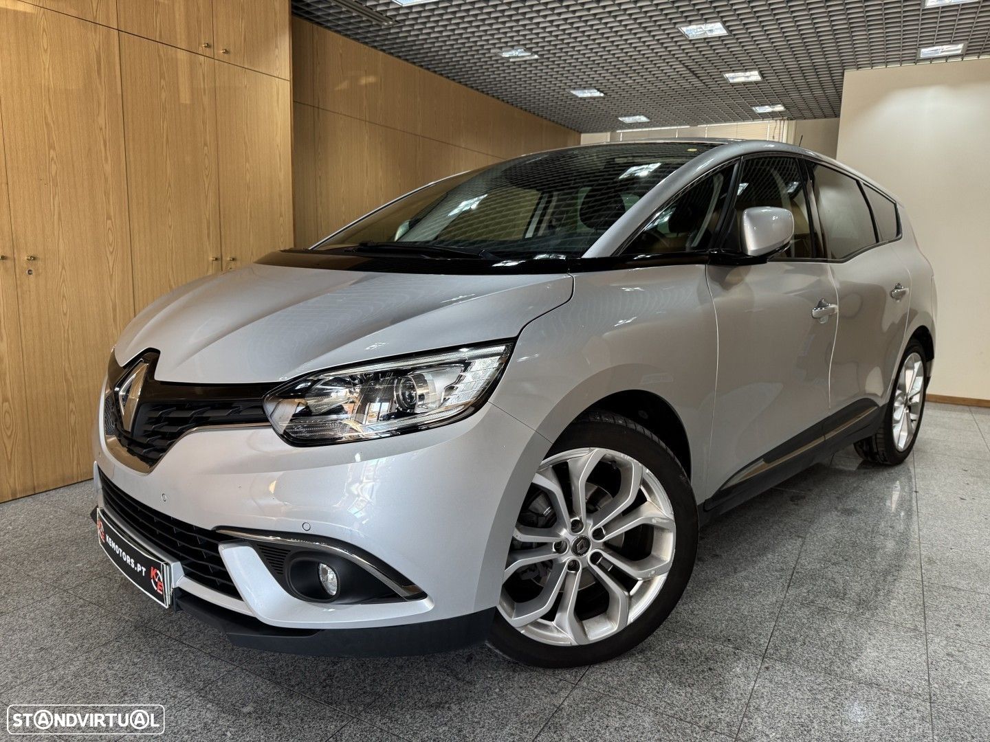 Renault Grand Scénic - 1