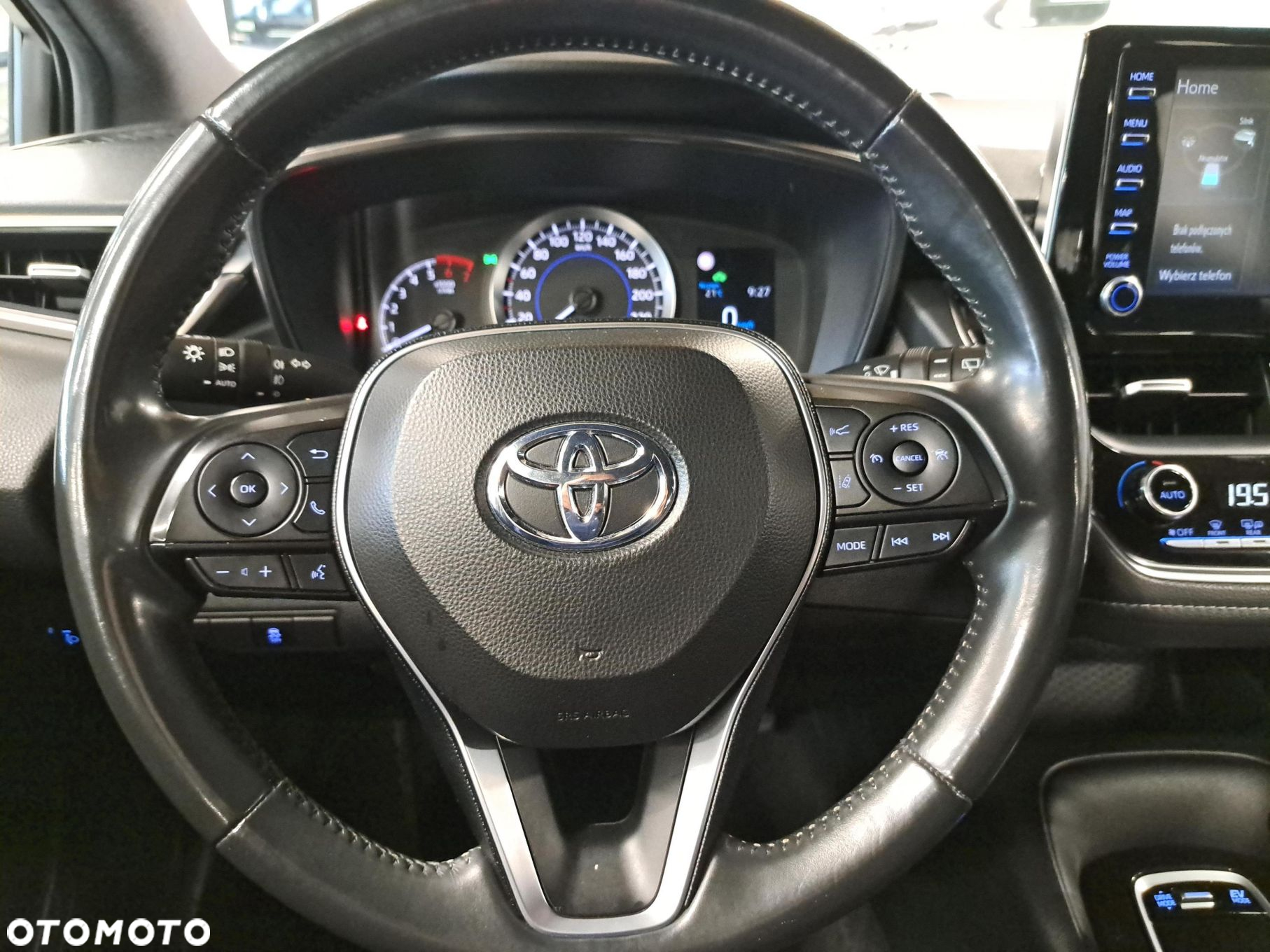 Toyota Corolla - 17