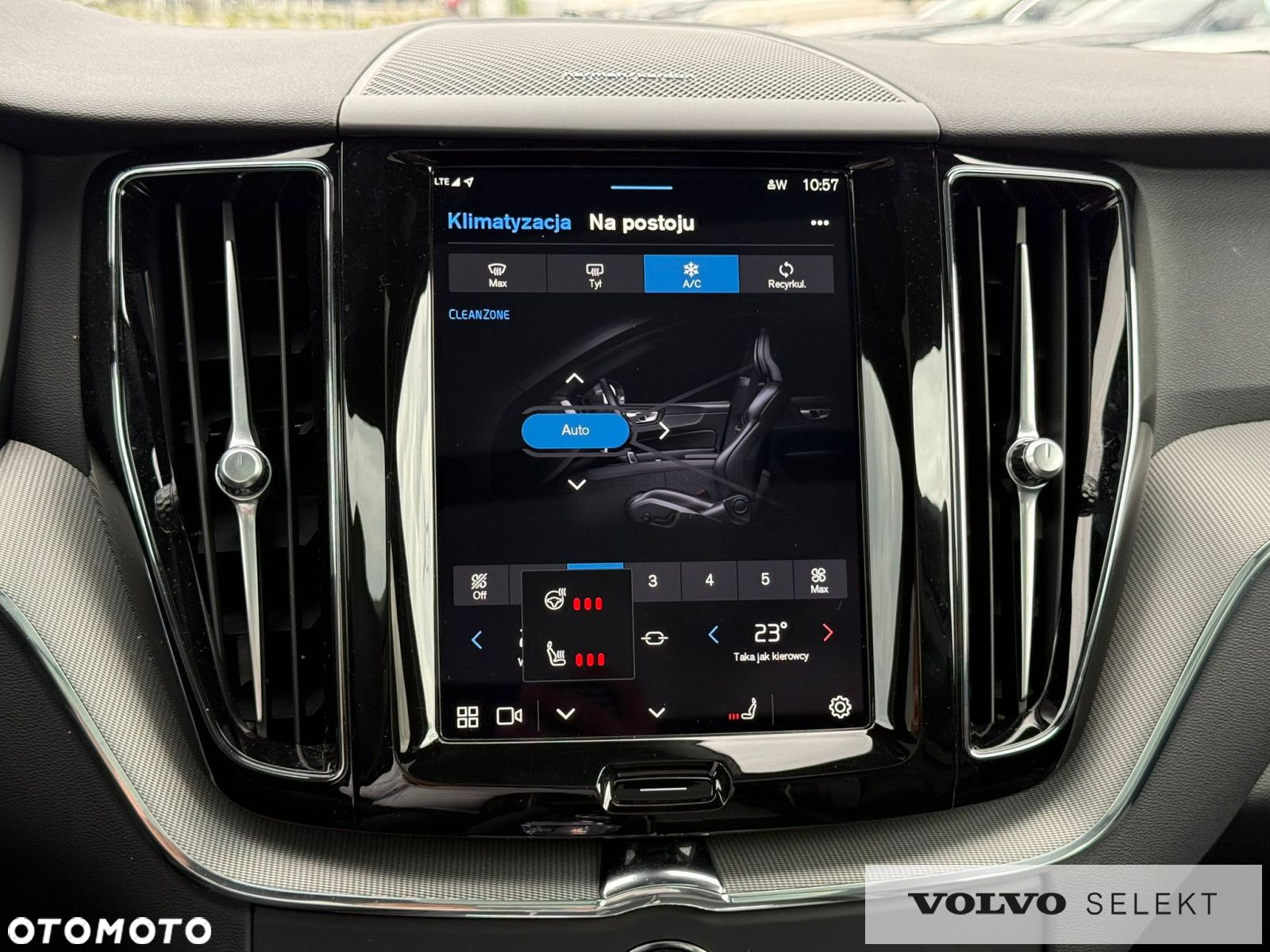 Volvo XC 60 - 28