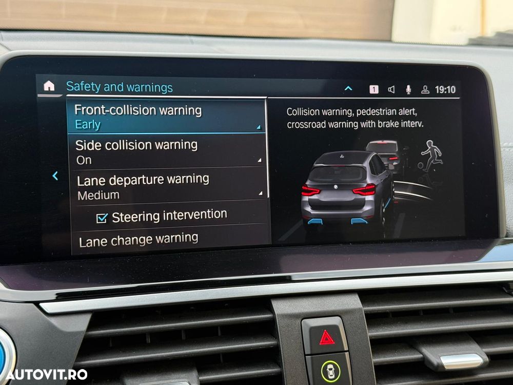 BMW iX3 Inspiring - 10