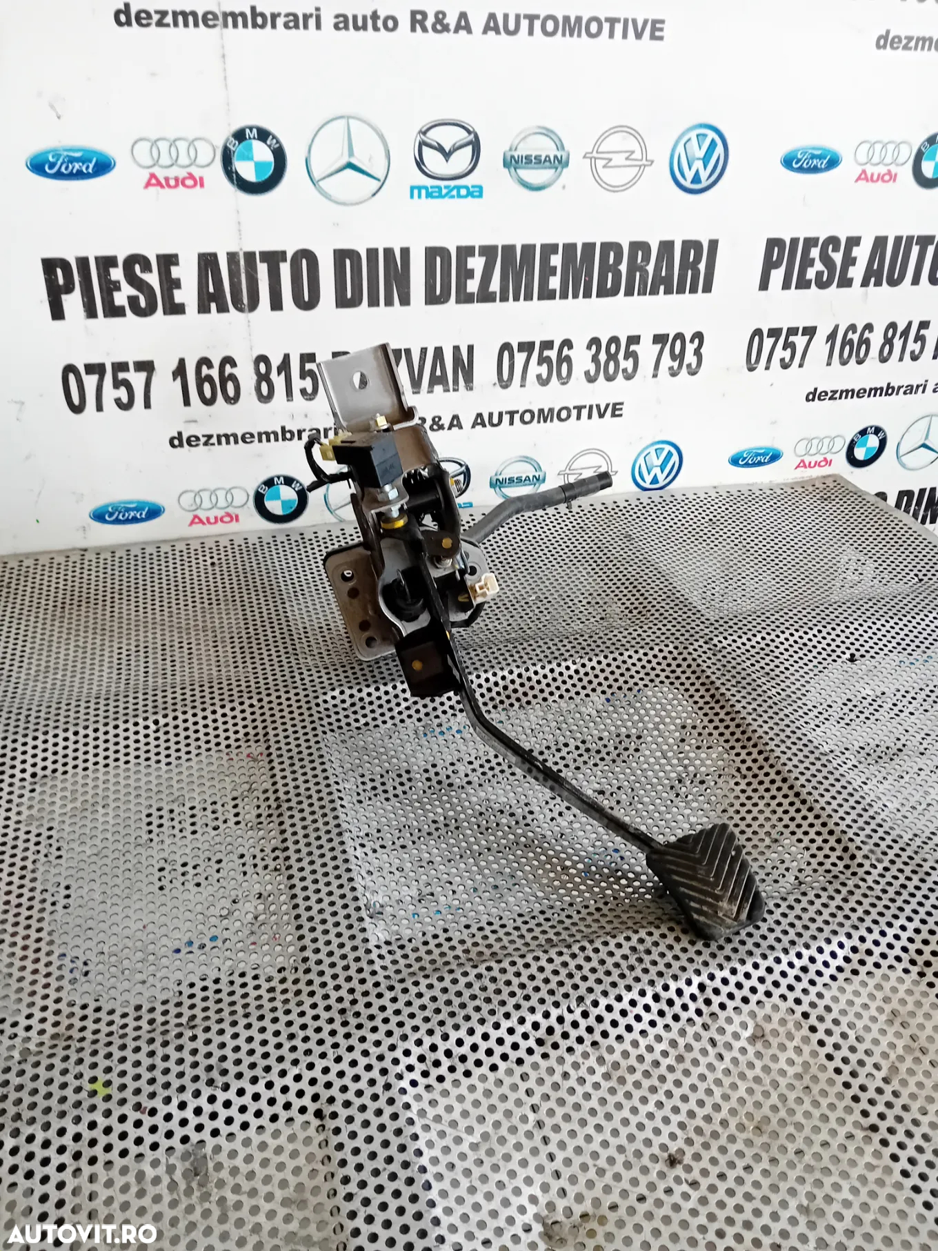 Pedale Pedala Frana Ambreiaj Kia Sportage 2010-2015 Volan Stanga Motor D4HA Manual 6+1 - 2